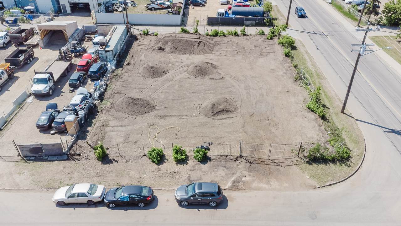  129 Avenue Nw - Photo 1