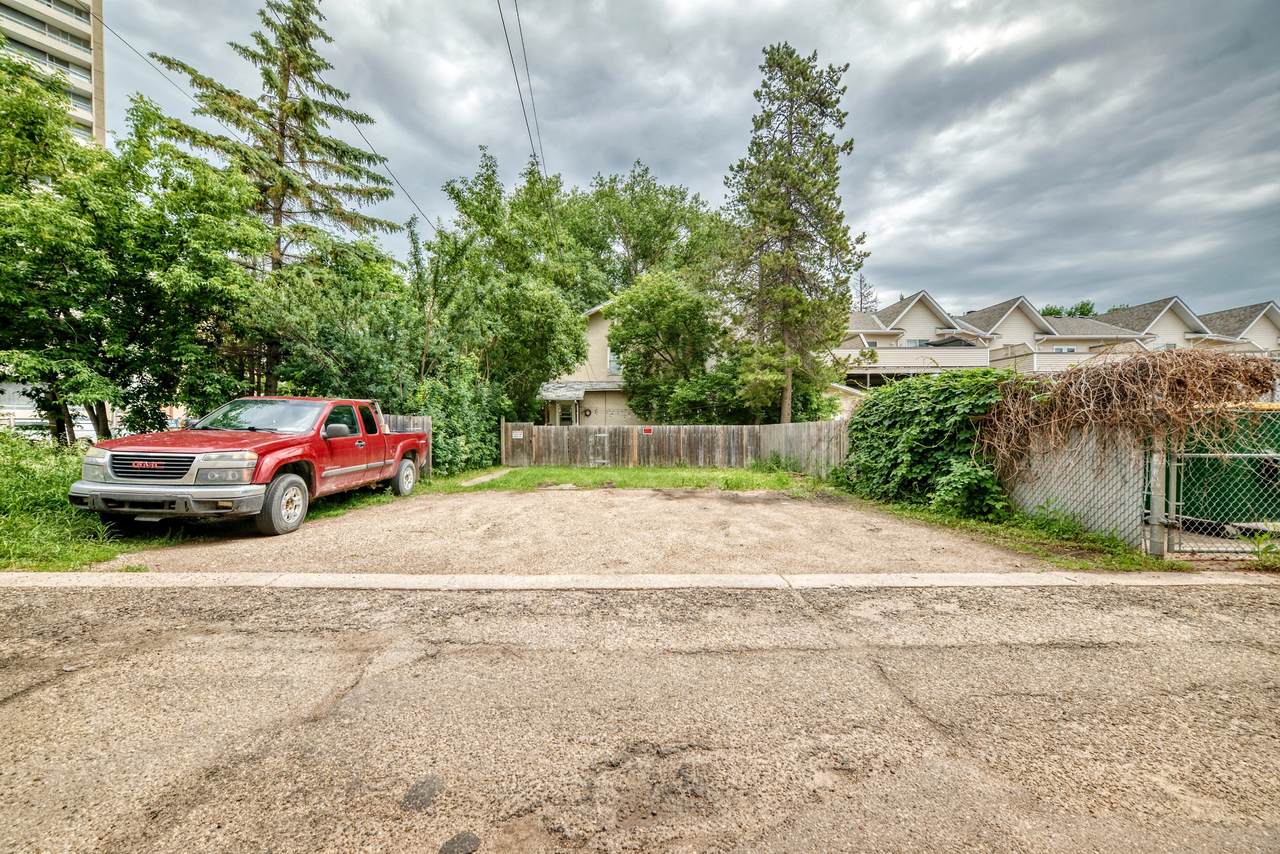 https://bt-photos.global.ssl.fastly.net/alberta/1280_boomver_1_45182634-2.jpg