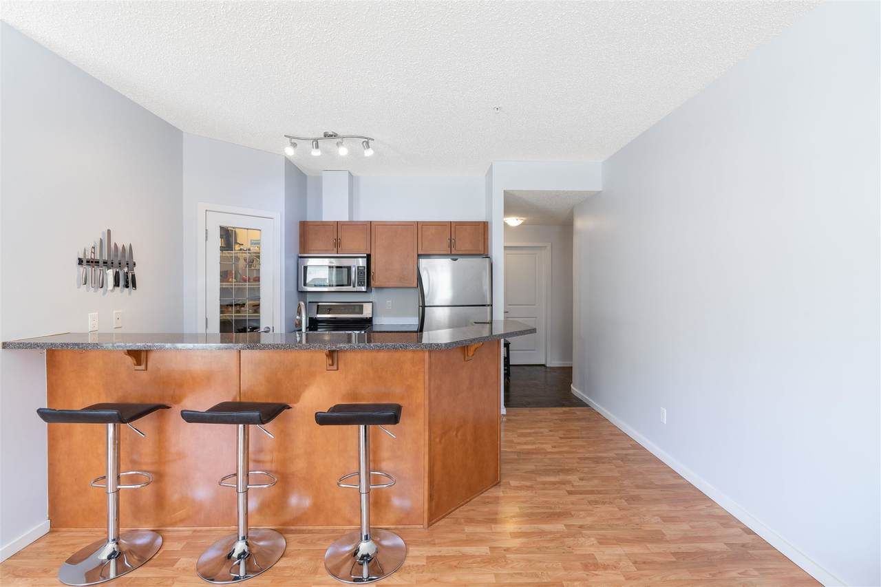107 9910 111 Street - Photo 1