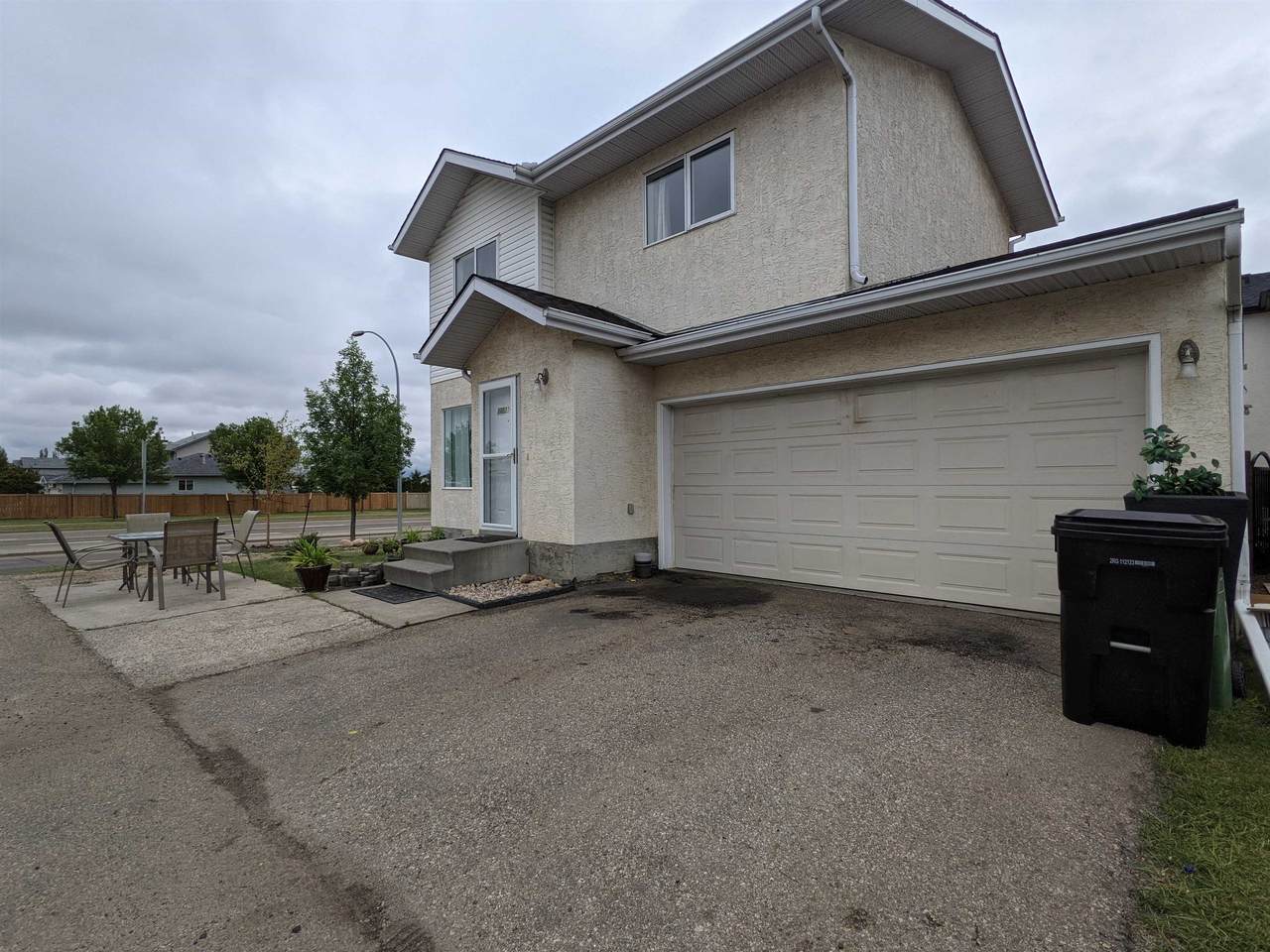 14637 52 Street - Photo 1