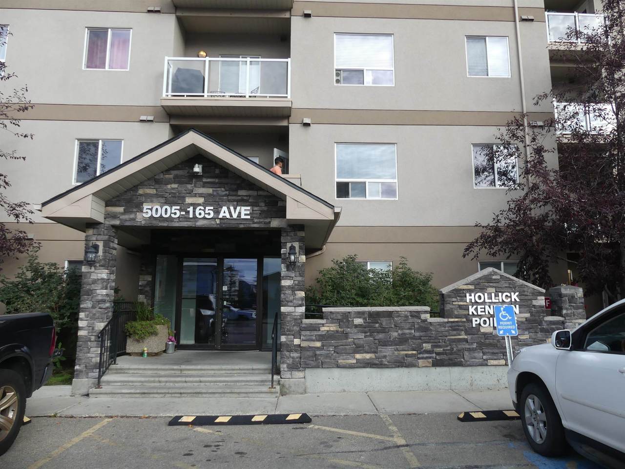 303 5005 165 Avenue - Photo 1
