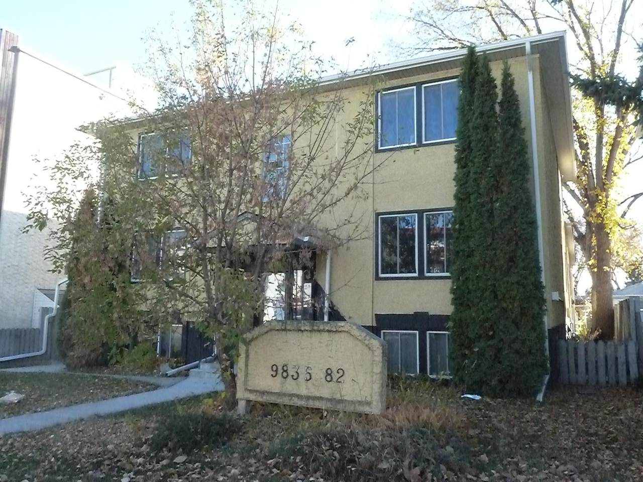 6 9835 82 Avenue - Photo 1