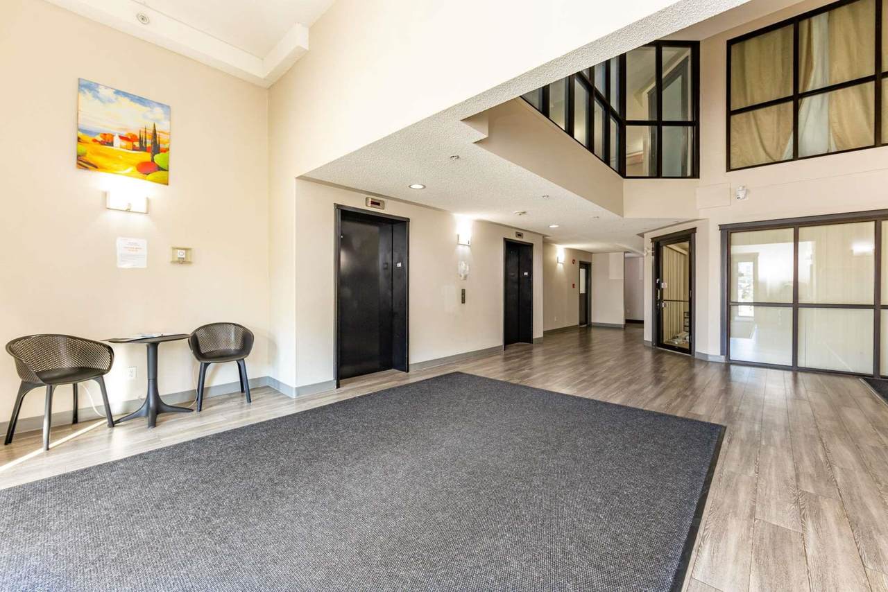 1111 330 Clareview Station Drive - Photo 1