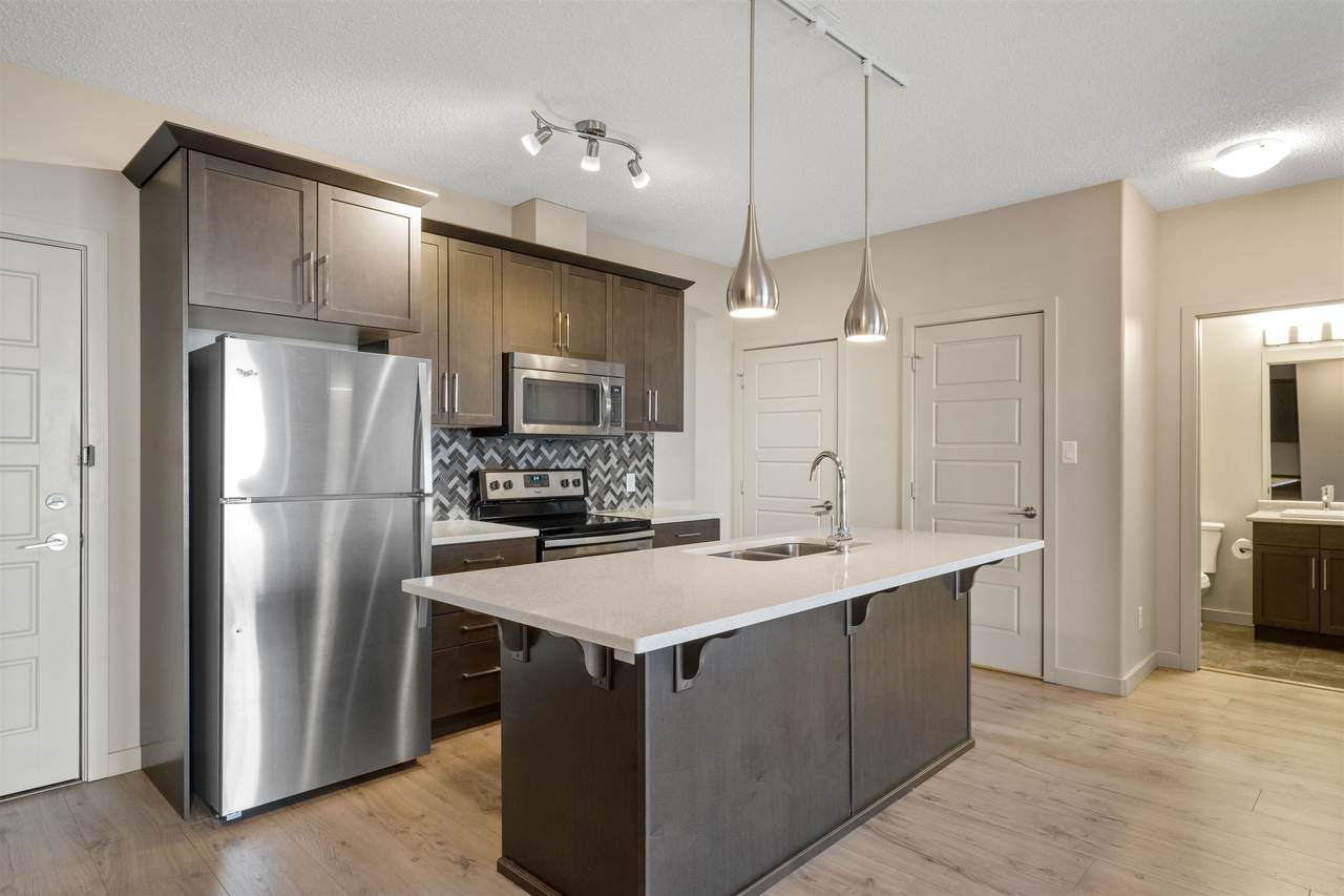 415 5510 Schonsee Drive - Photo 1