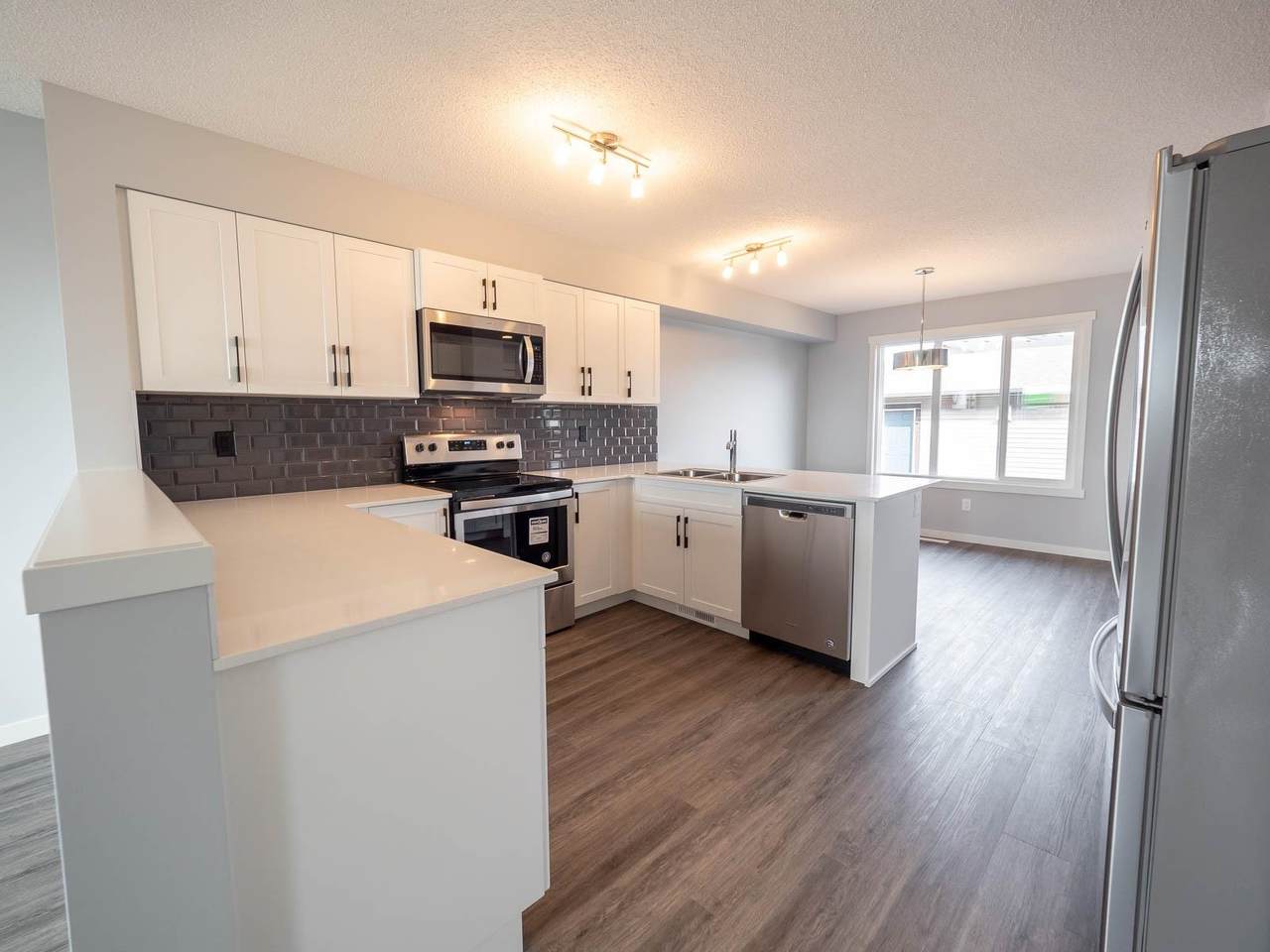 5694 Juchli Avenue - Photo 1