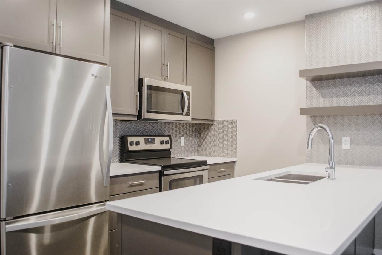 425 5504 Schonsee Drive - Photo 1