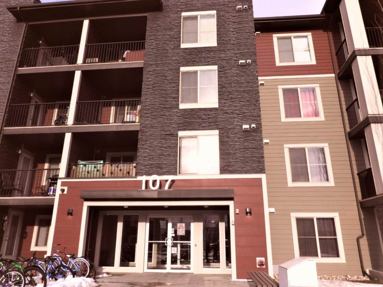 402 107 Watt Common - Photo 1