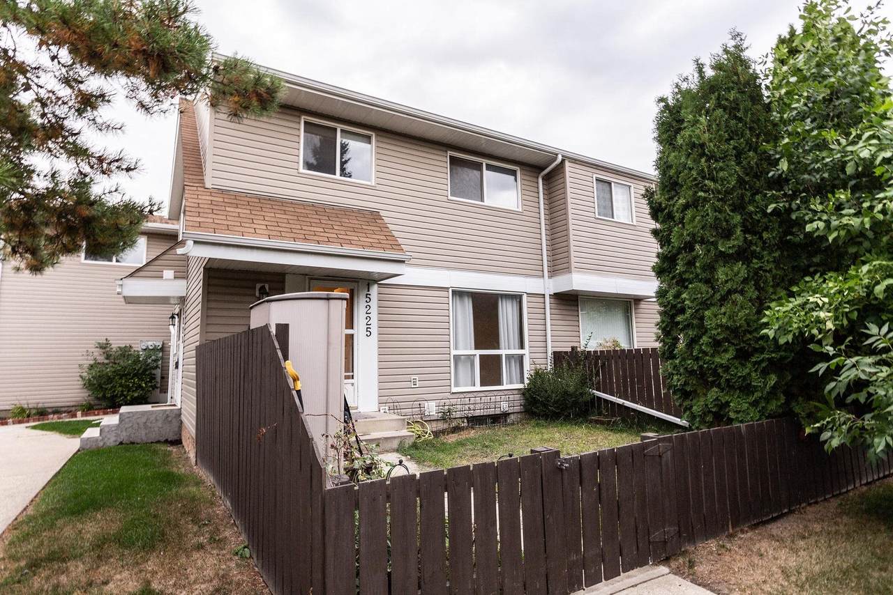 15225 54 Street - Photo 1