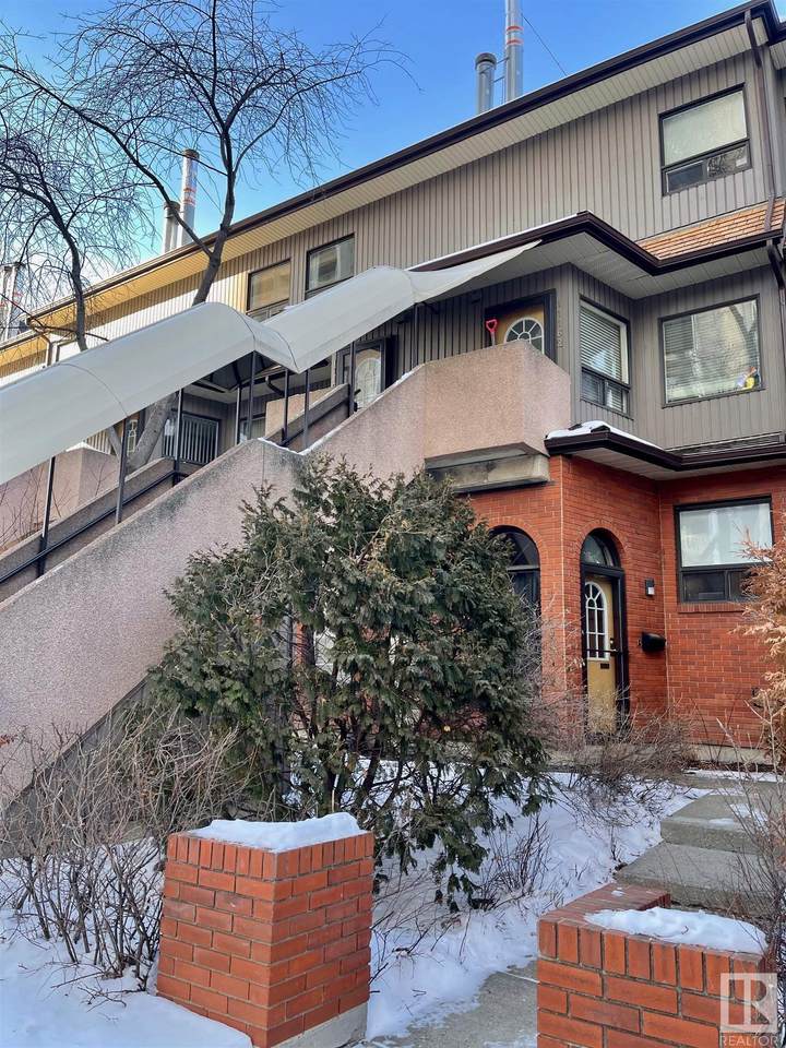 11162 83 Avenue - Photo 1
