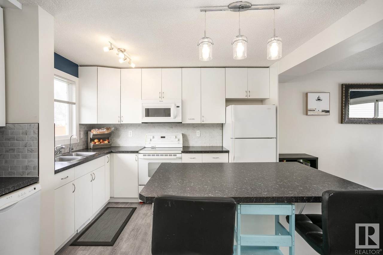 14540 56 Street - Photo 1