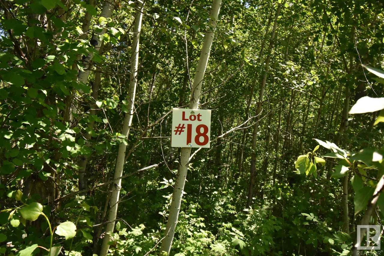 18 Village West - Photo 1