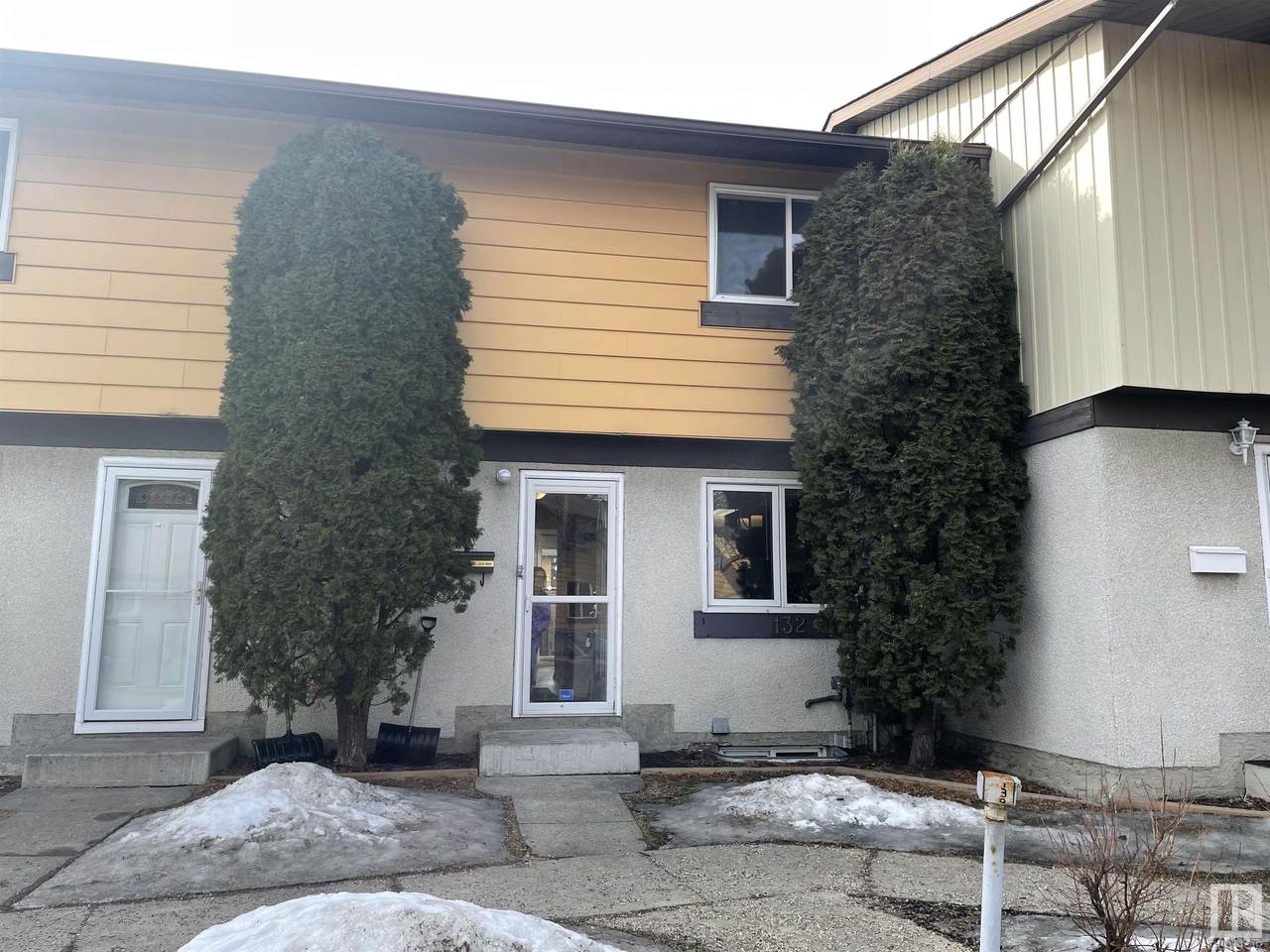 132 Woodstock Not Applic. - Photo 1