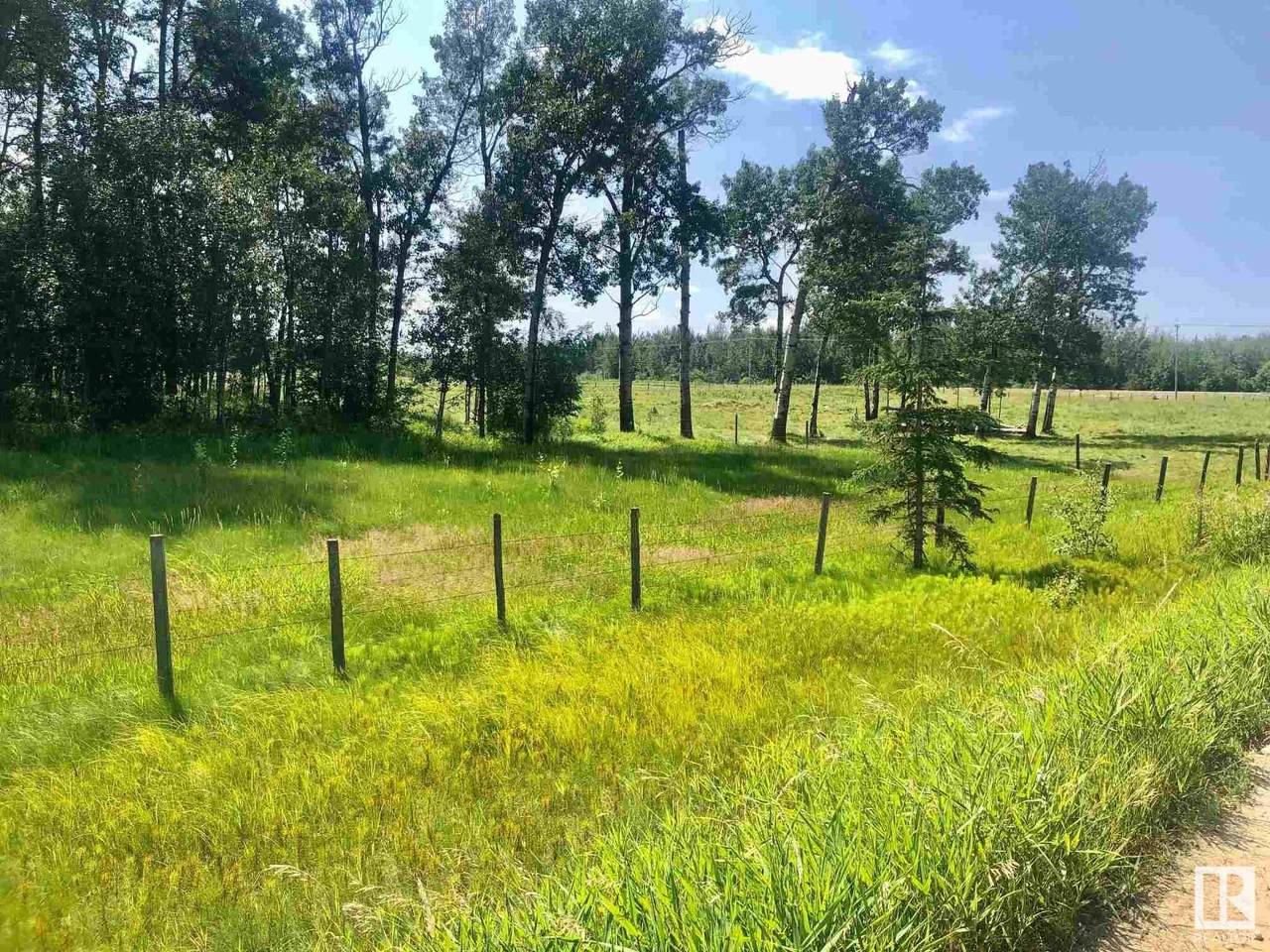 Hwy 780 Twp Rd 470 - Photo 1
