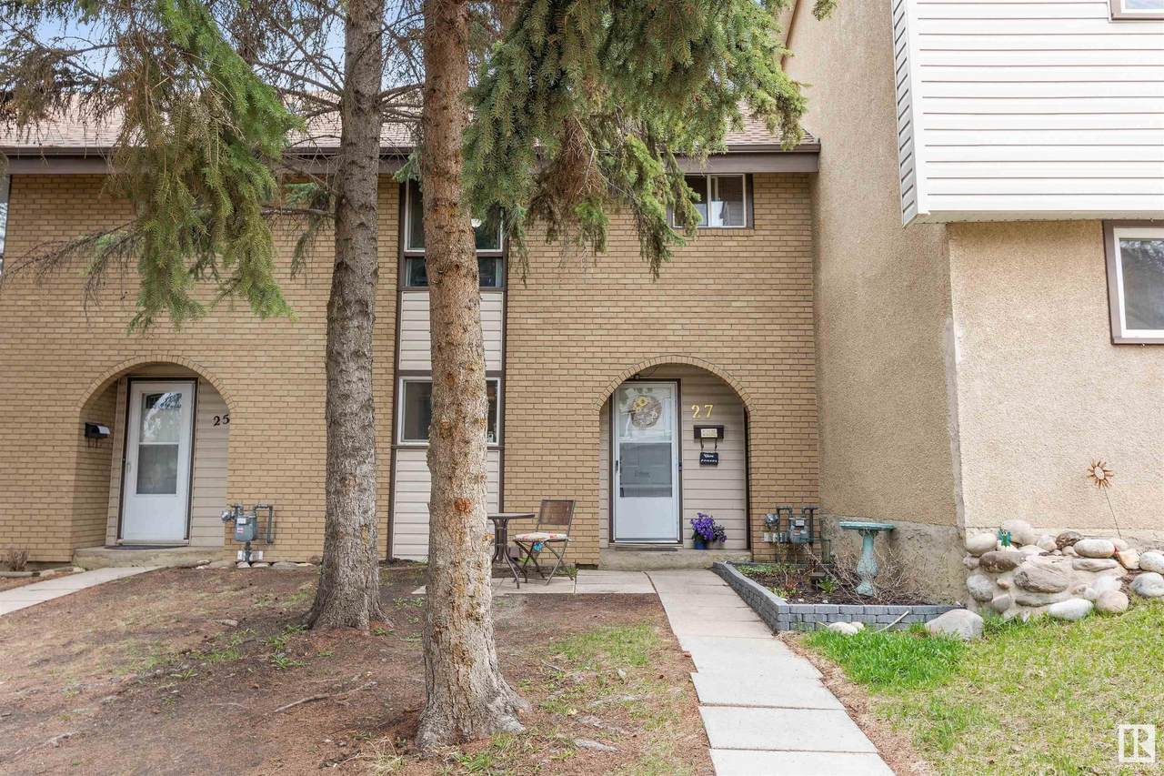 27 Grandin Village - Photo 1