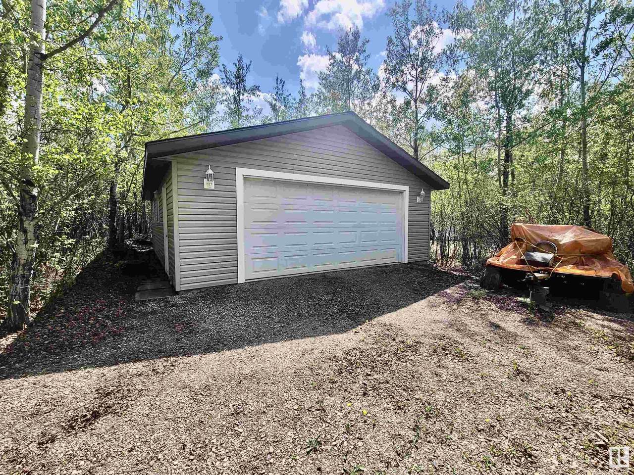 545, 11207 Township Road 564 - Photo 1