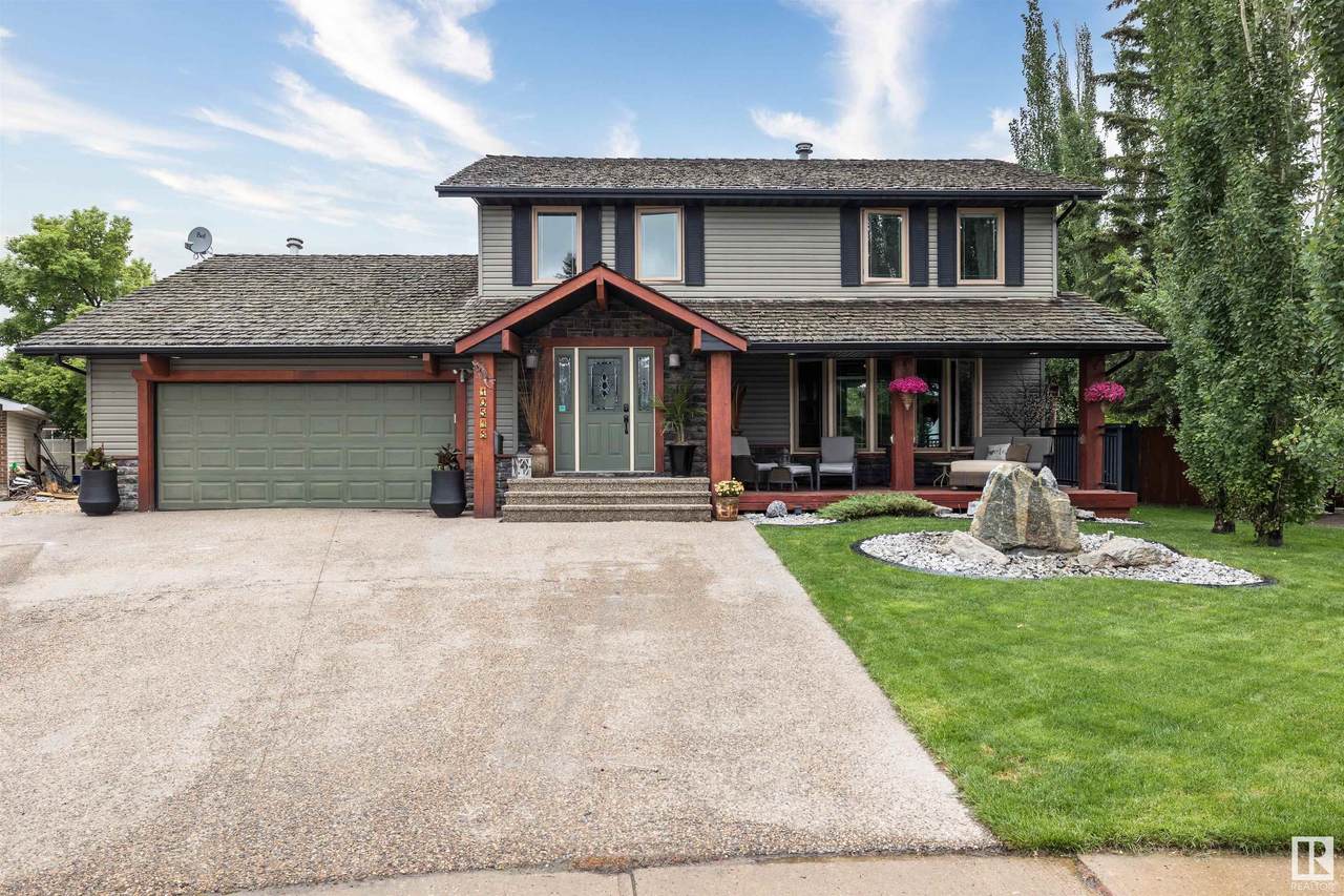 10548 26 Avenue - Photo 1