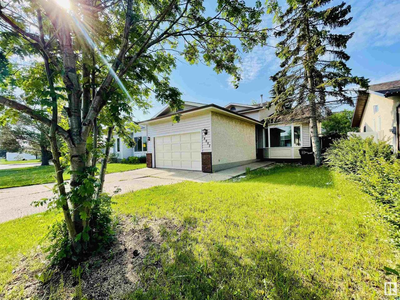 18807 72 Avenue - Photo 1