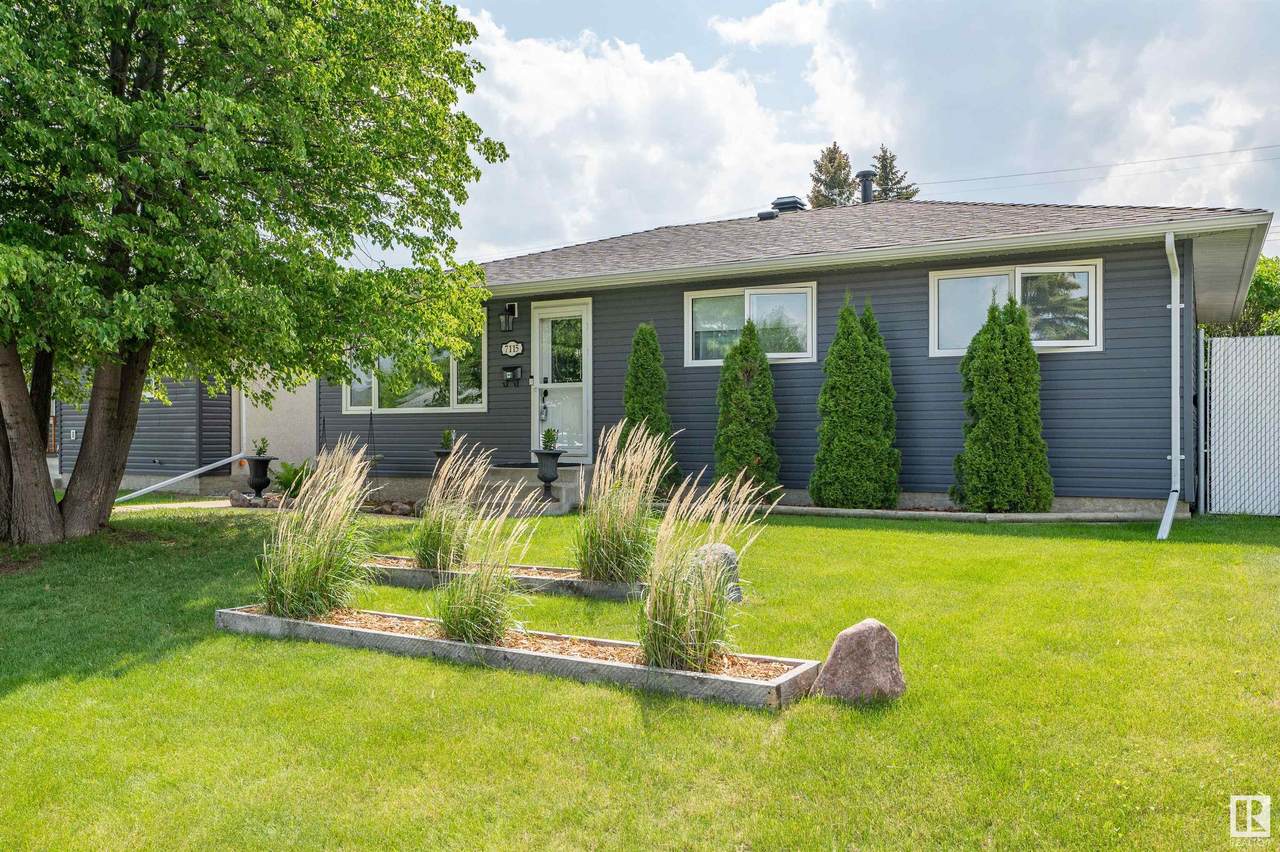 7115 89 Avenue - Photo 1