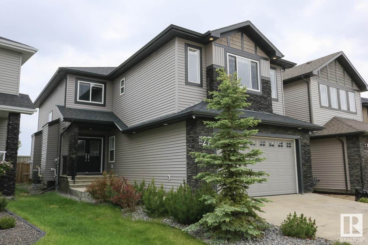 17327 11 Avenue - Photo 1