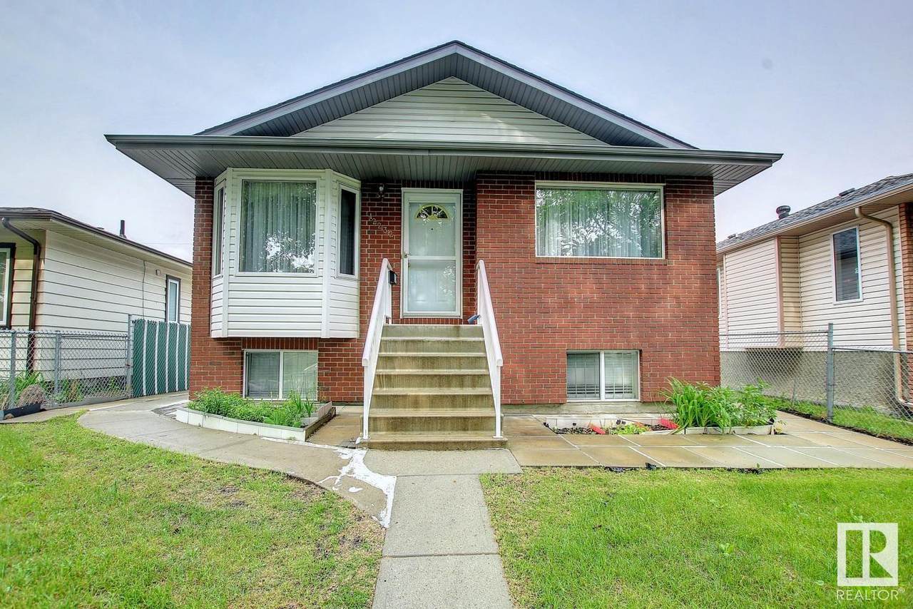 12232 95 Street - Photo 1