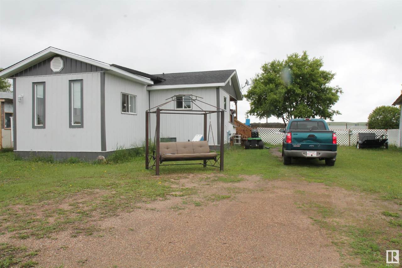 115 2 Street - Photo 1