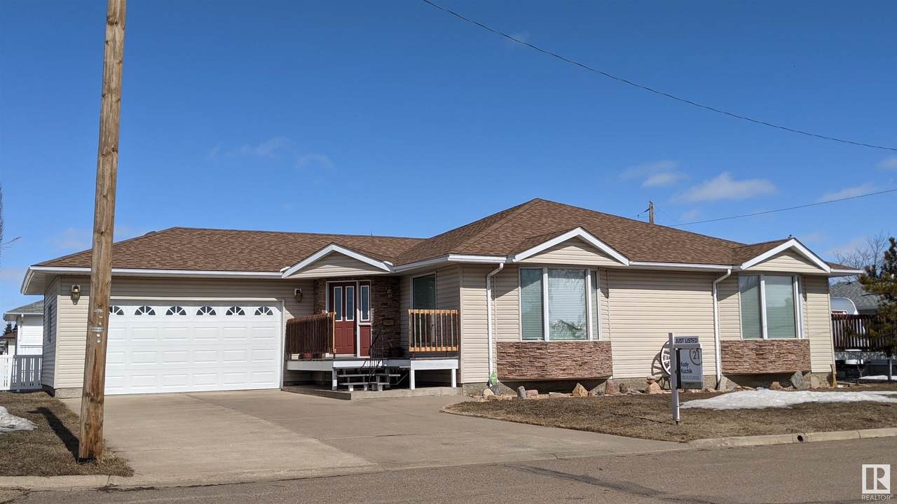 4701 54A Street - Photo 1