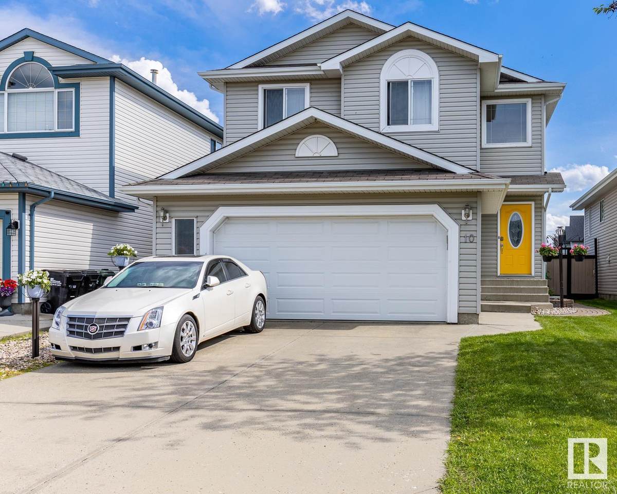 10 Crocus Crescent - Photo 1