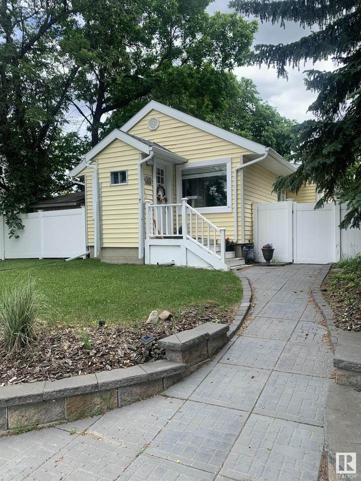 43 Michigan St - Photo 1
