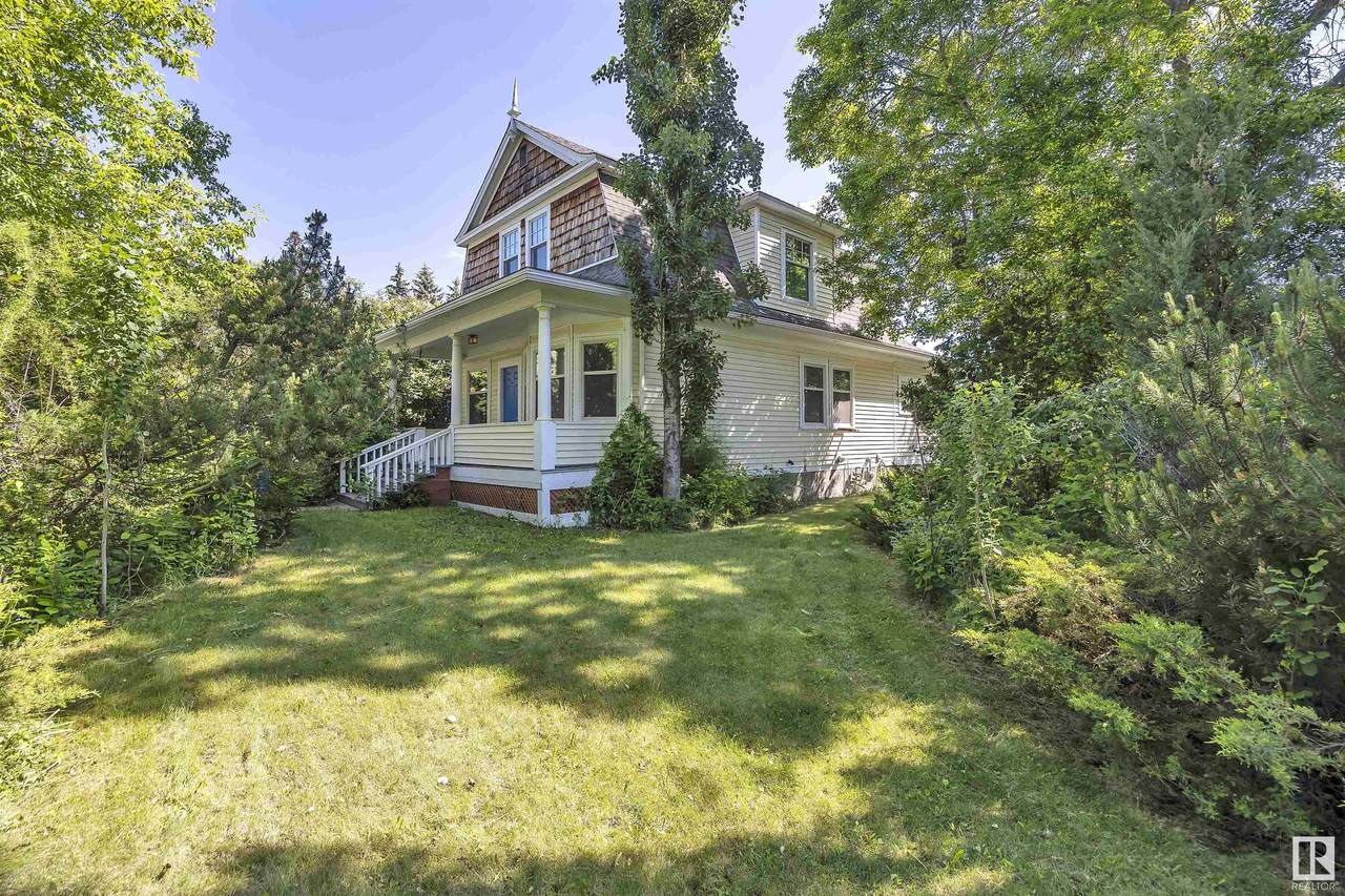 4305 52 Street - Photo 1