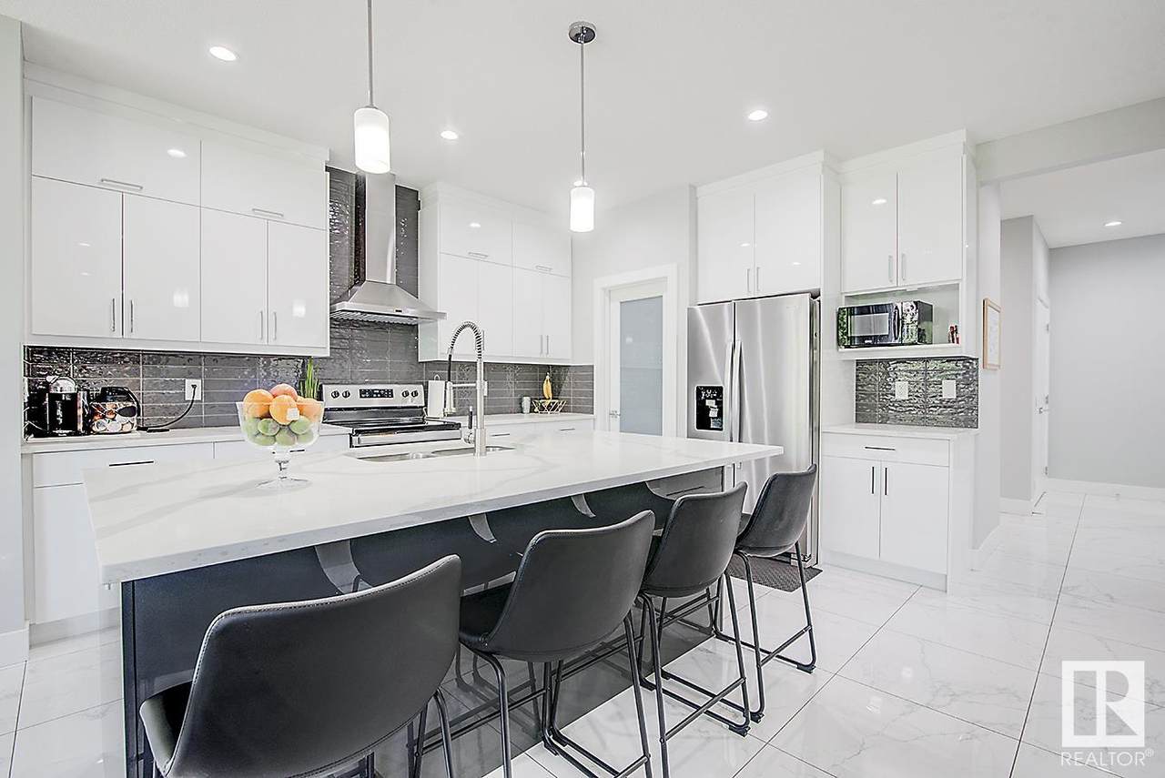6020 173 Avenue - Photo 1