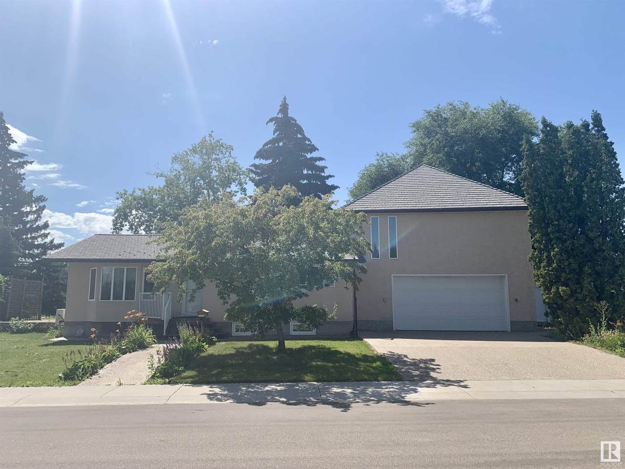 5804 113 Street - Photo 1