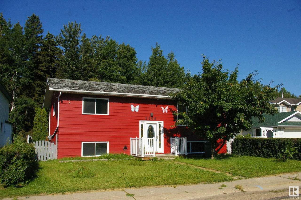 5508 50A Street - Photo 1