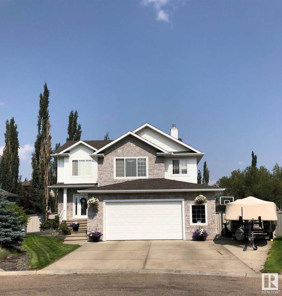 696 Highland Drive - Photo 1