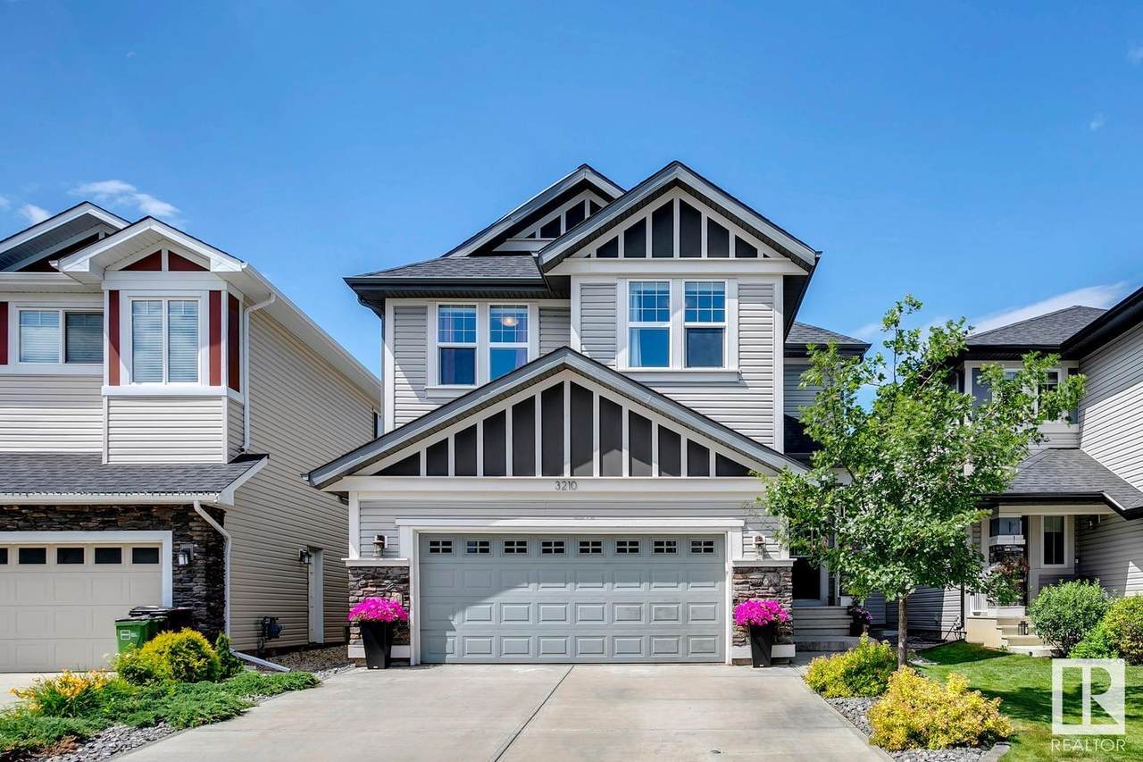 3210 Abbott Crescent - Photo 1
