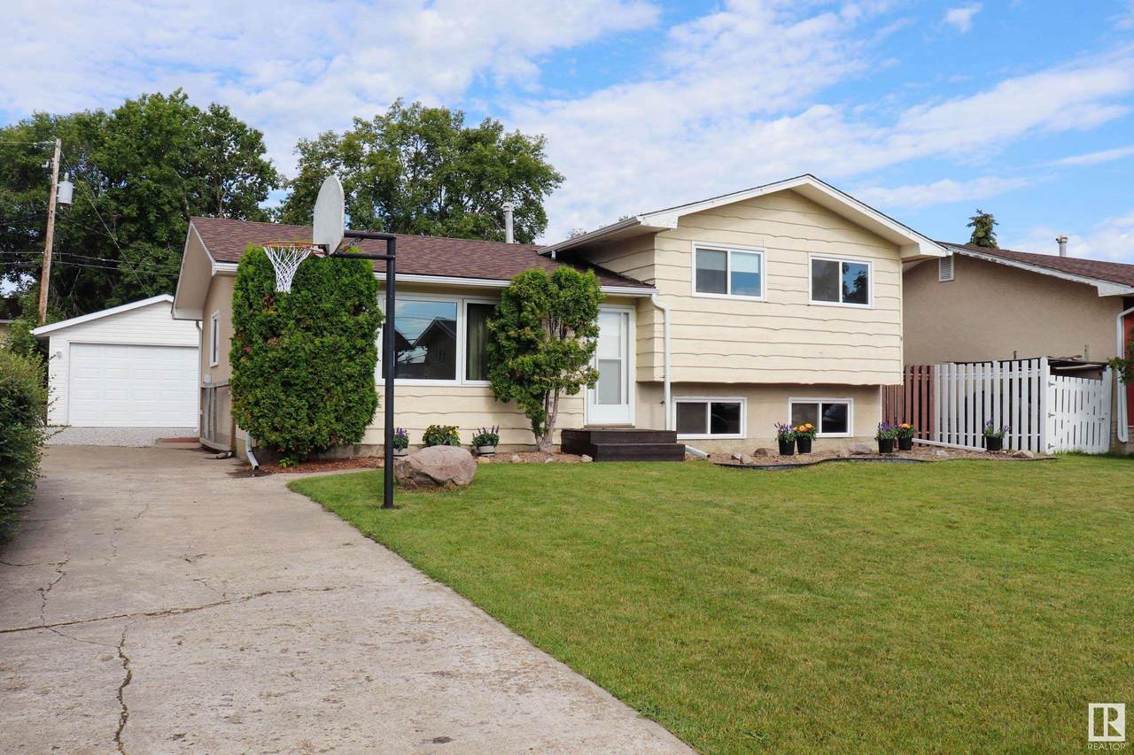 5214 51 Street - Photo 1