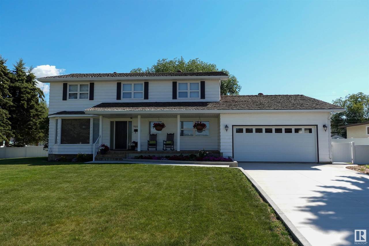 9503 99 Avenue - Photo 1