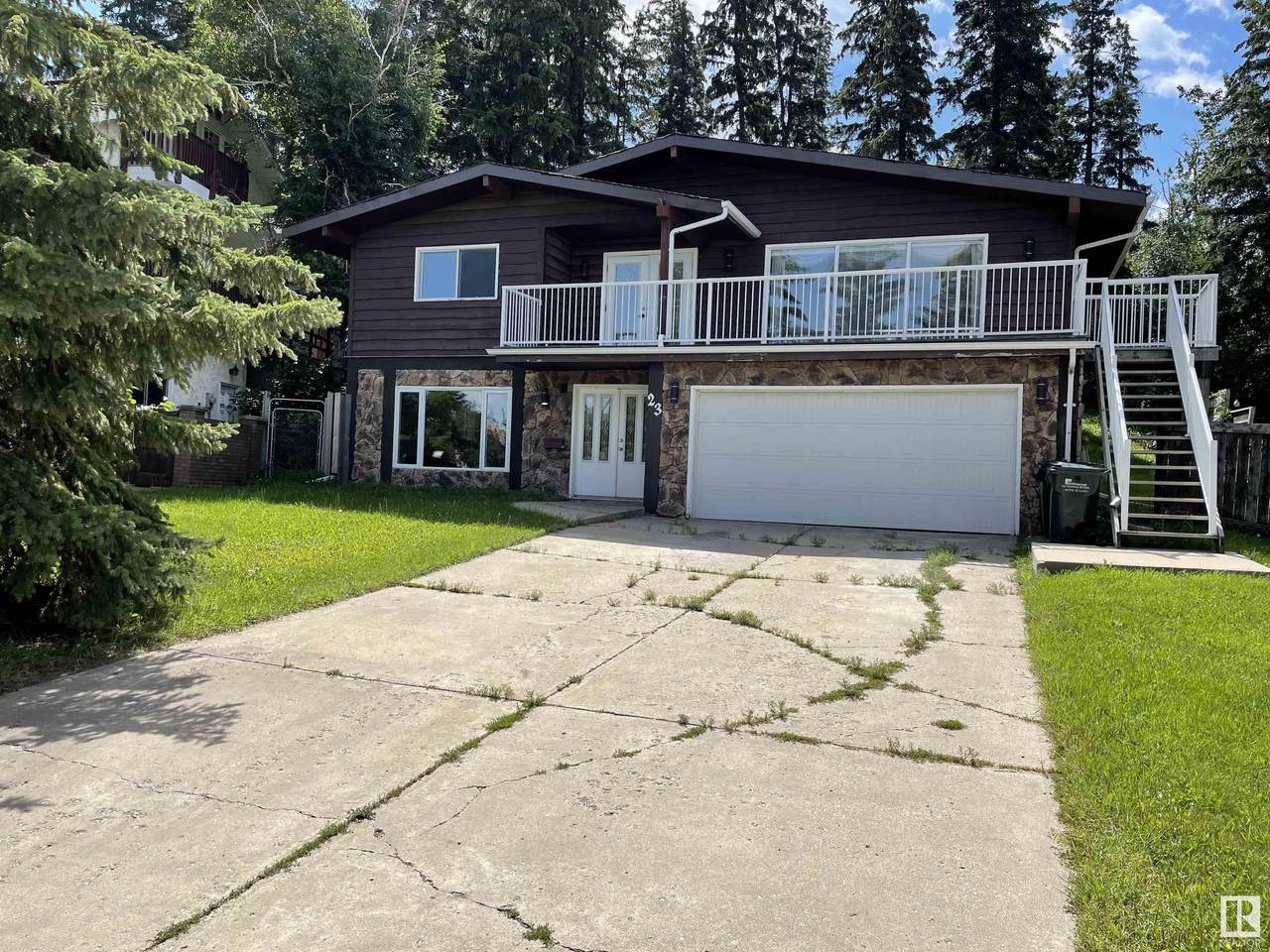 23 Manchester Drive - Photo 1