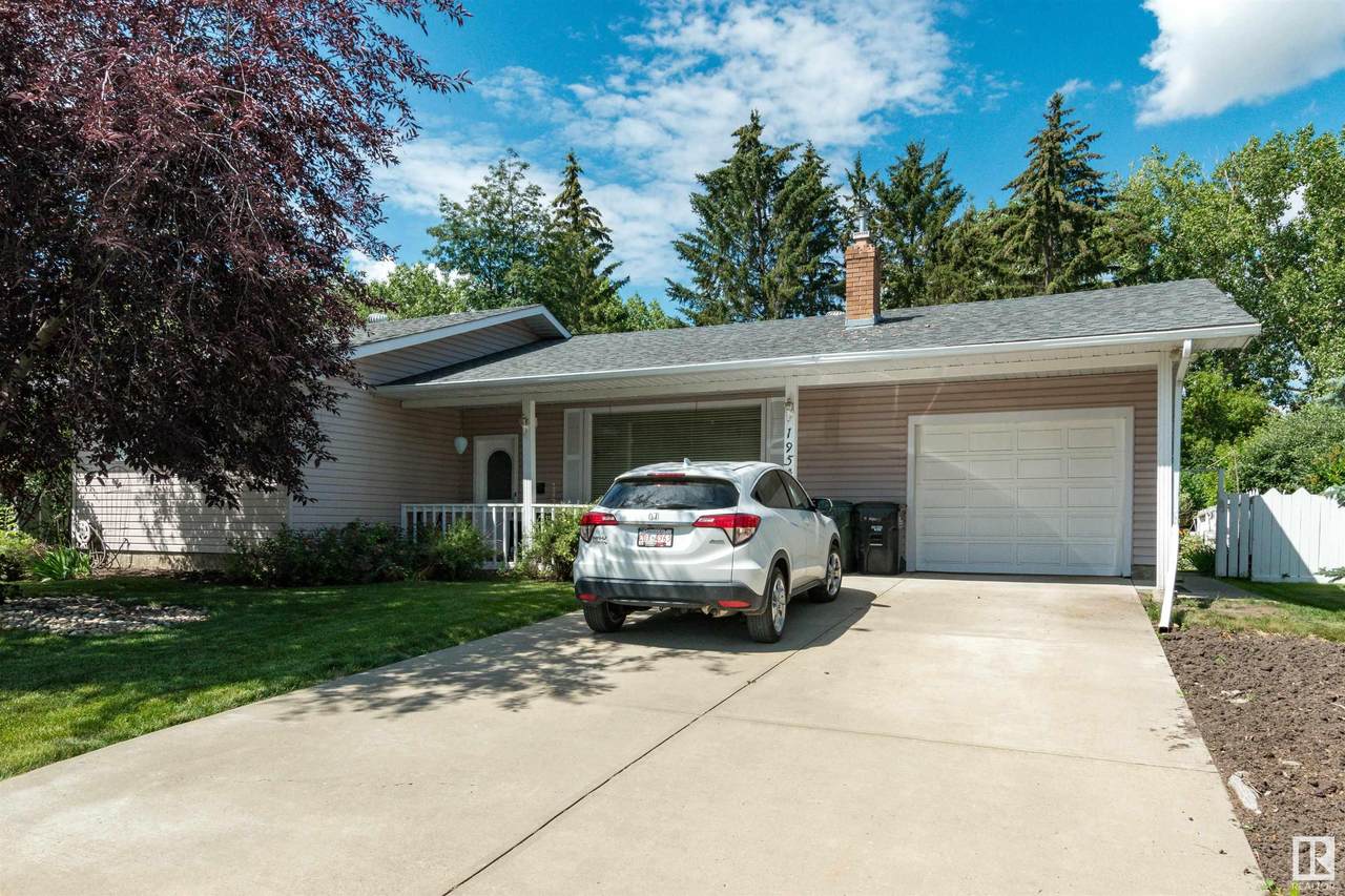 1954 Glenmore Avenue - Photo 1