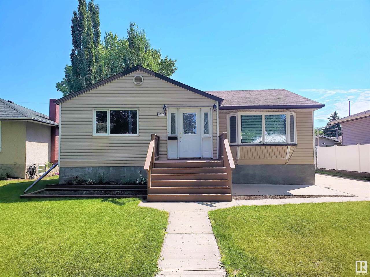 12359 131 Street - Photo 1