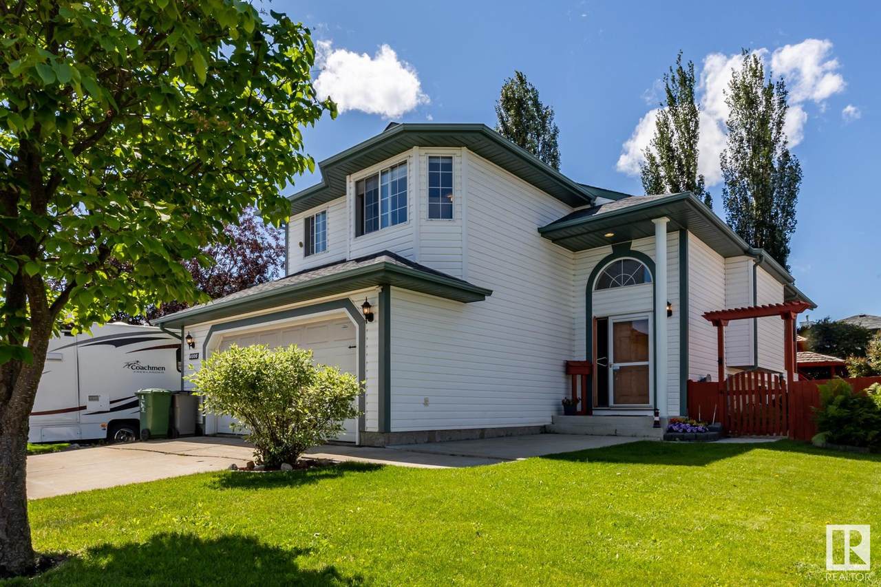 4006 53 Street - Photo 1