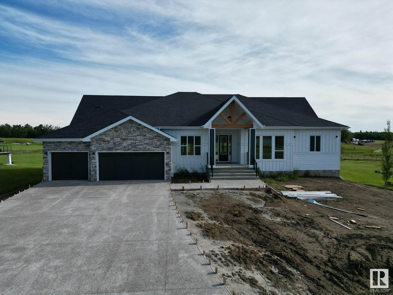 16 25515 TWP RD 511 A - Photo 1