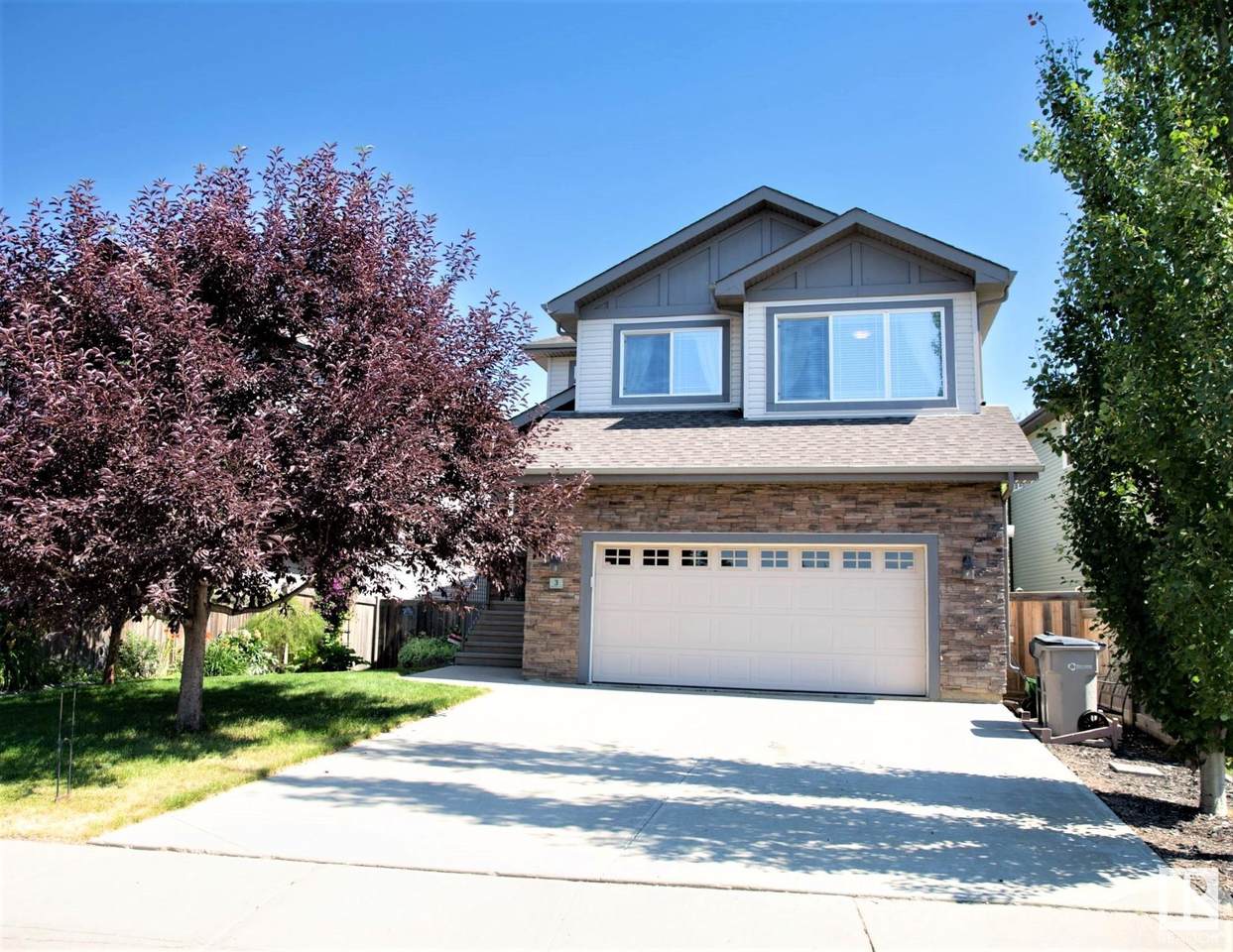 3 Silverstone Drive - Photo 1