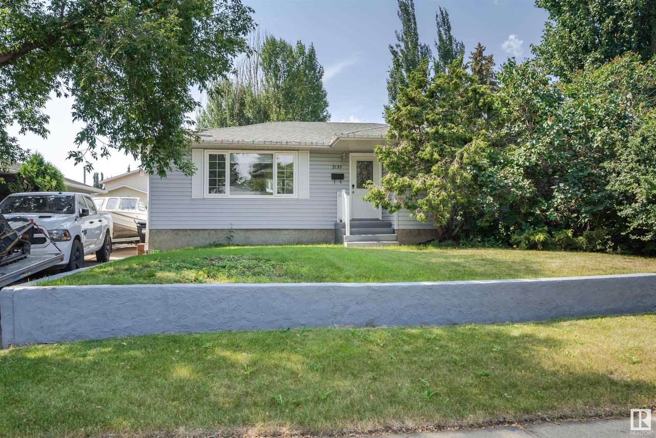 2135 85 Street - Photo 1