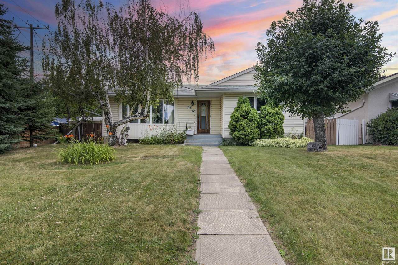 7111 76 Street - Photo 1