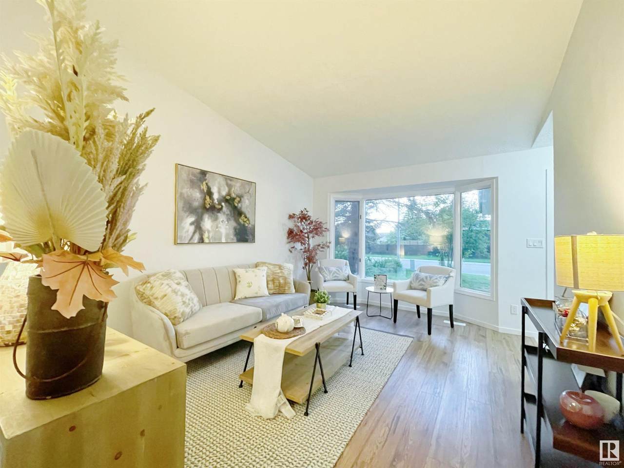 18807 72 Avenue - Photo 1