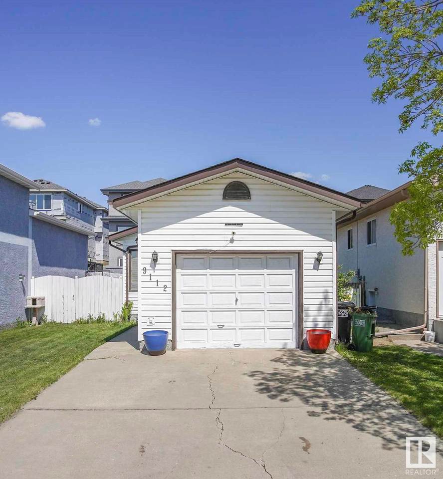 9112 180A Avenue - Photo 1