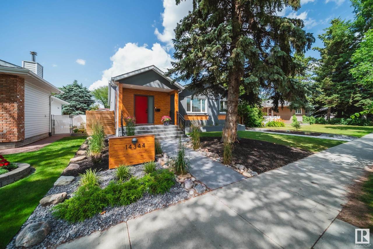 14344 92 Avenue - Photo 1
