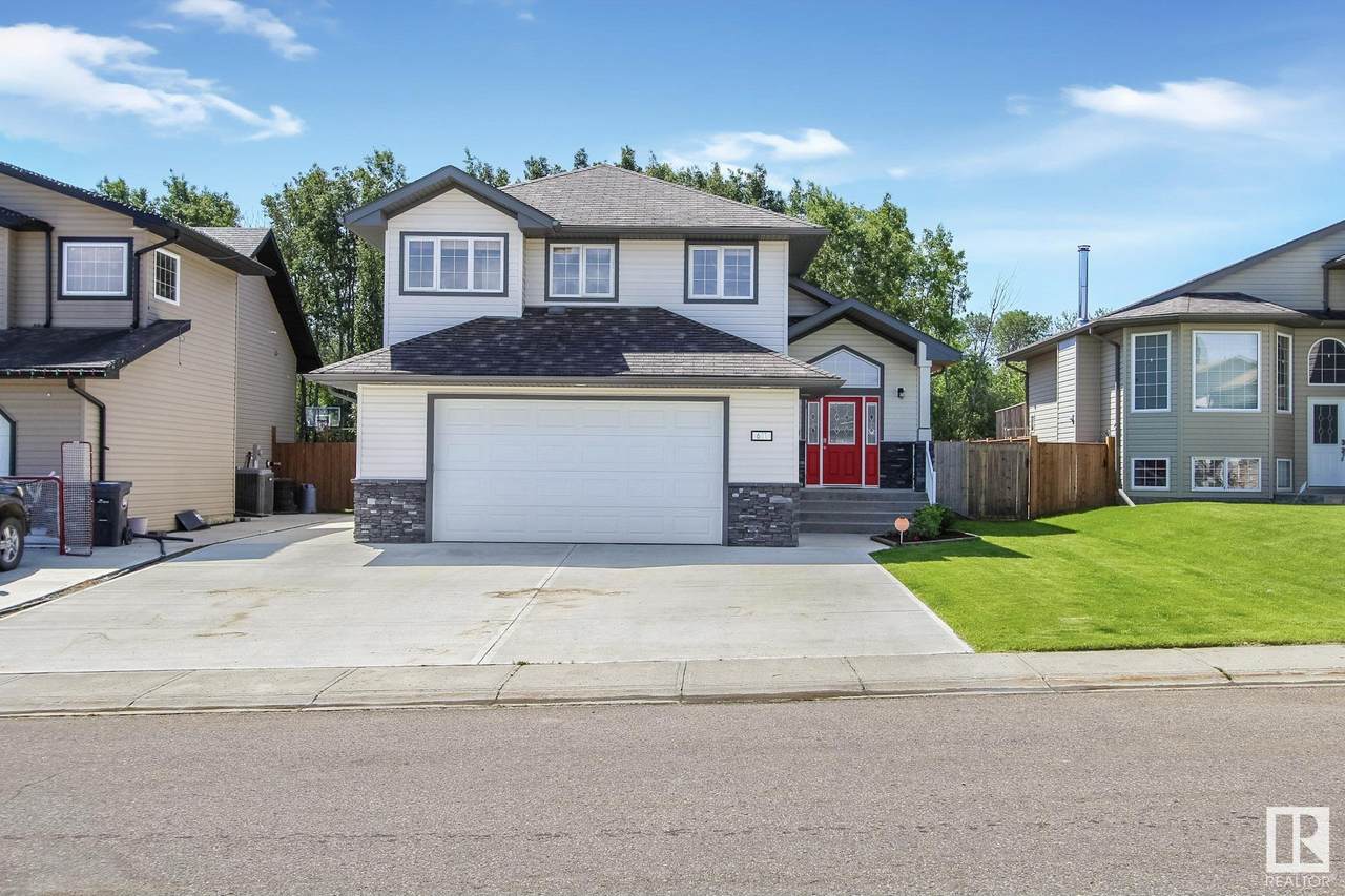 611 21 Avenue - Photo 1
