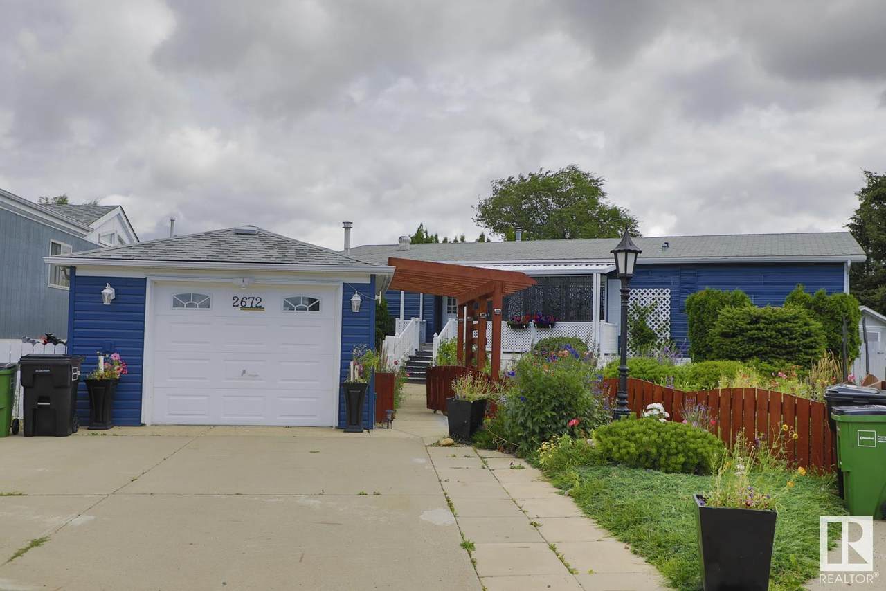 2672 Lakeview Green - Photo 1