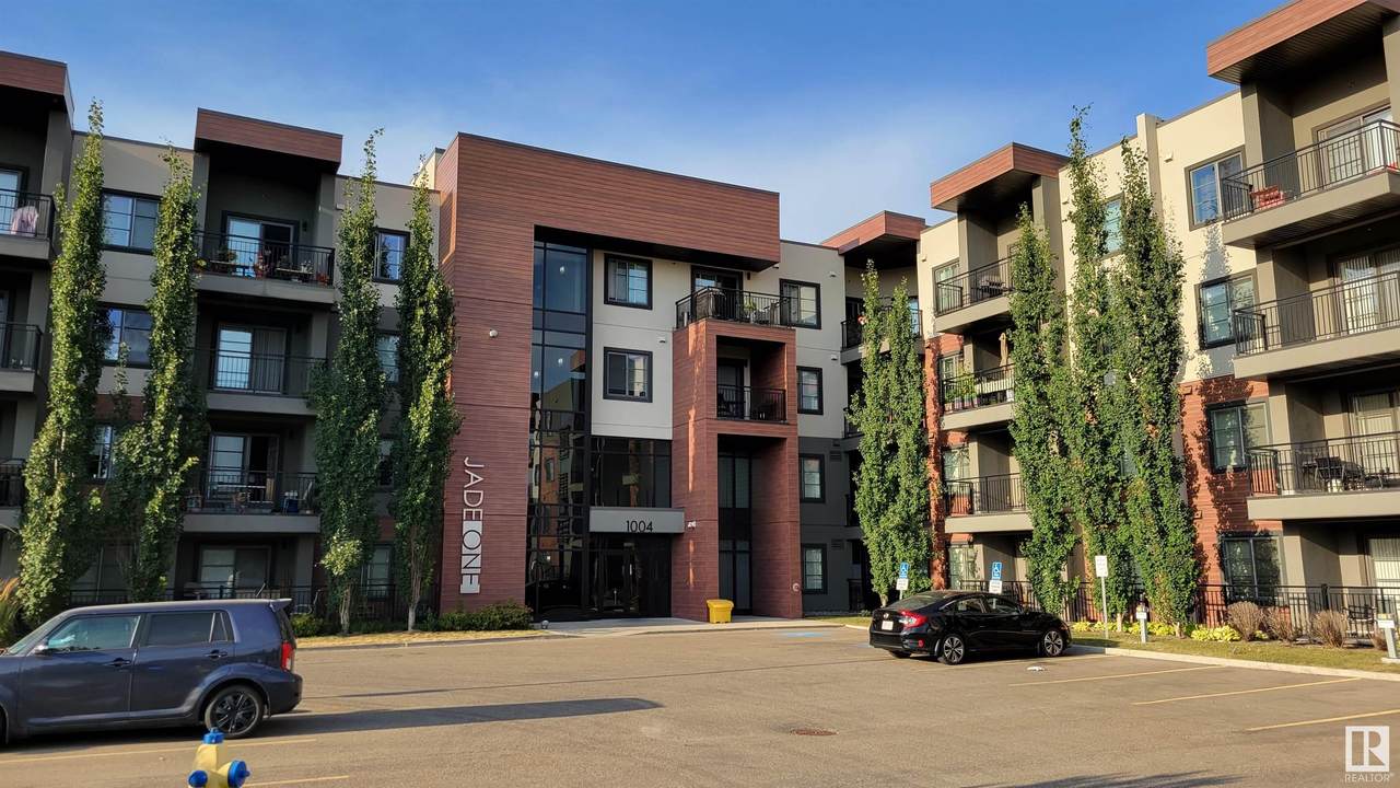 114 1004 Rosenthal Boulevard - Photo 1